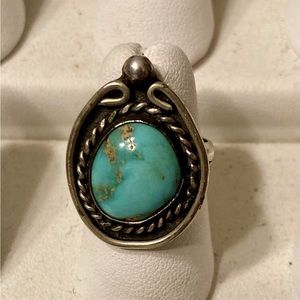 Vintage 925 Sterling Turquoise Ring from Mexico. Size 6.5